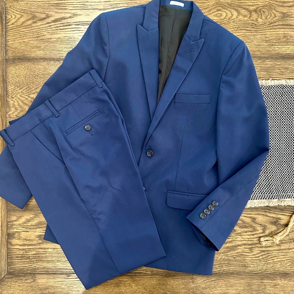 Boys Calvin Klein 2-piece Formal Suit - Size 16